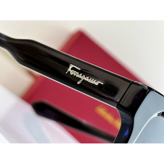 Ferragamo 0070