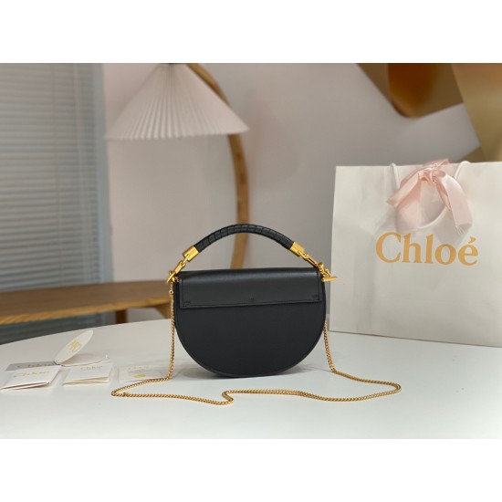 Chloe bag size 22.5*15.5*7cm