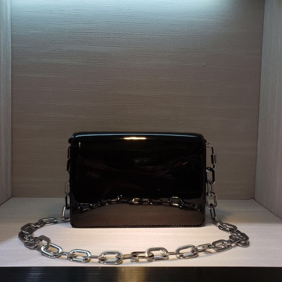 TOP Dolce Gabbana bag size:22*15cm