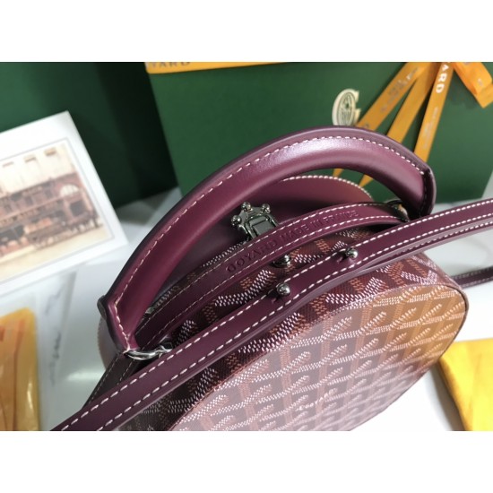 Goyard Alto bag size:18*16.5*7cm