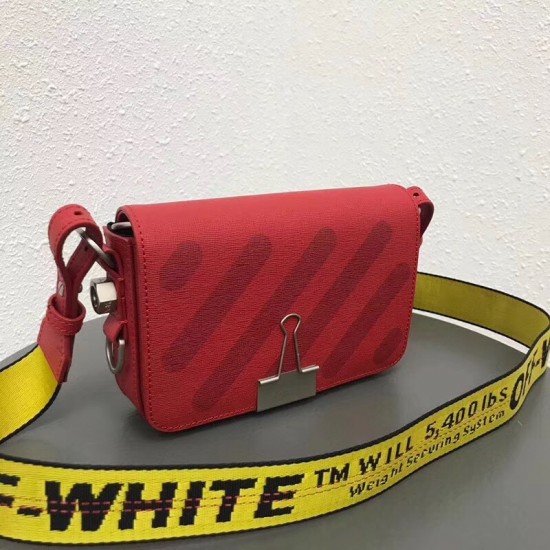 Top quality off white bagSIZE:18*12*5cm