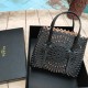 Alaia bag size:20高17侧宽10 cm