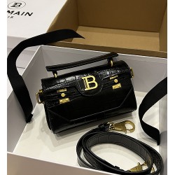 Balmain bag size:19*12*7.5