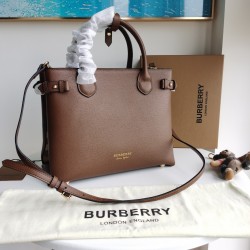 Burberry  D886600