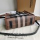 Burberry  D886450