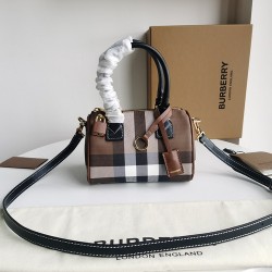 Burberry D886420