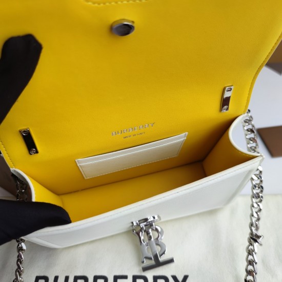 Burberry D886450