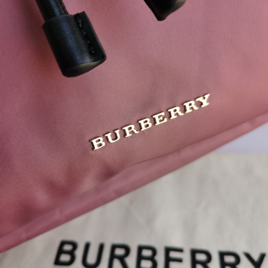 Burberry D886550