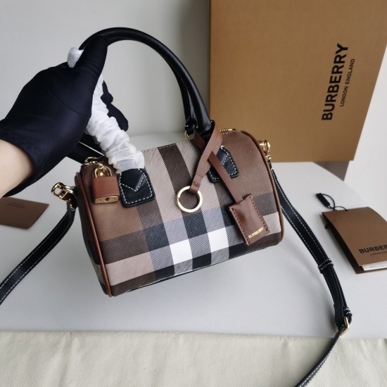 Burberry D886420