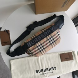 Burberry D886350