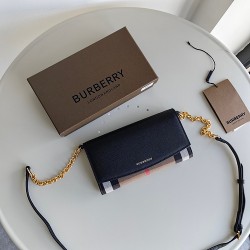 Burberry D886360