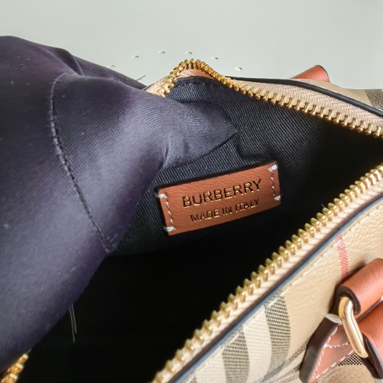 Burberry  D886420