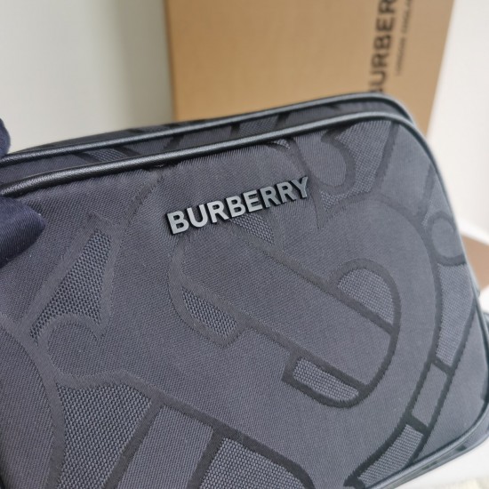 Burberry D886400