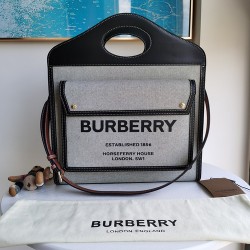 Burberry  D886650