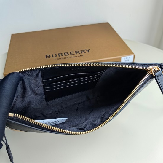 Burberry D886330