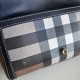 BurberryD886500