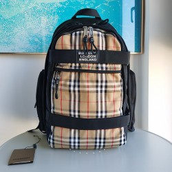 Burberry D886650