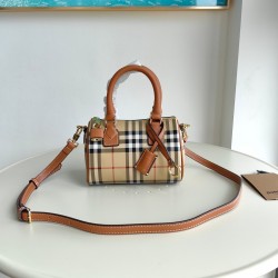 Burberry  D886420