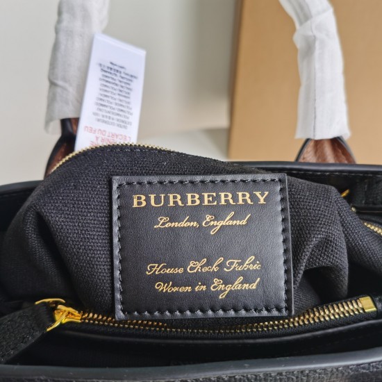 Burberry  D886600