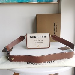 Burberry D886450