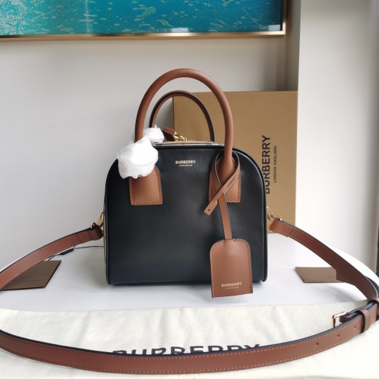 Burberry D886520