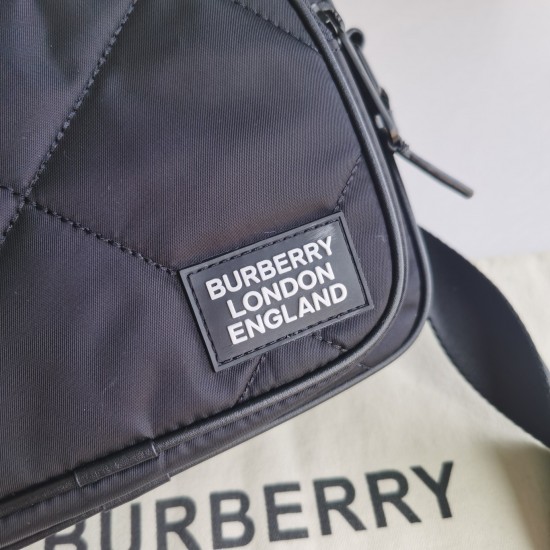 Burberry  D886400