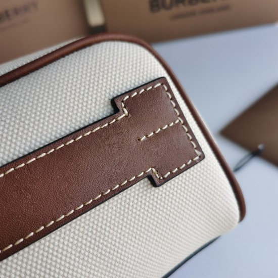 Burberry D886280