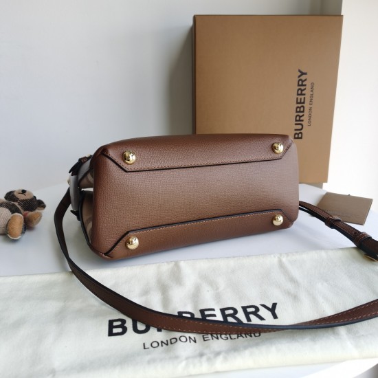 Burberry D886550