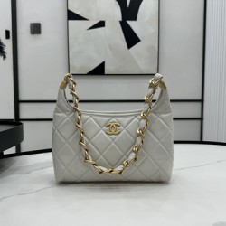 70123202 size 24x26x9.5cm