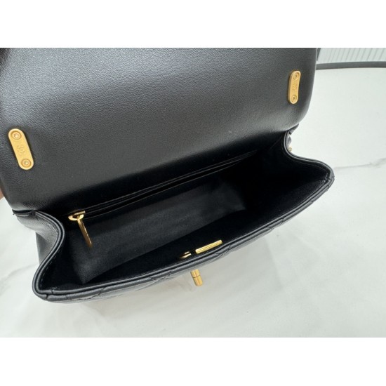 65123204 ；68123207 size 12.5x17x5cm size 14.5x19.5x7.5cm