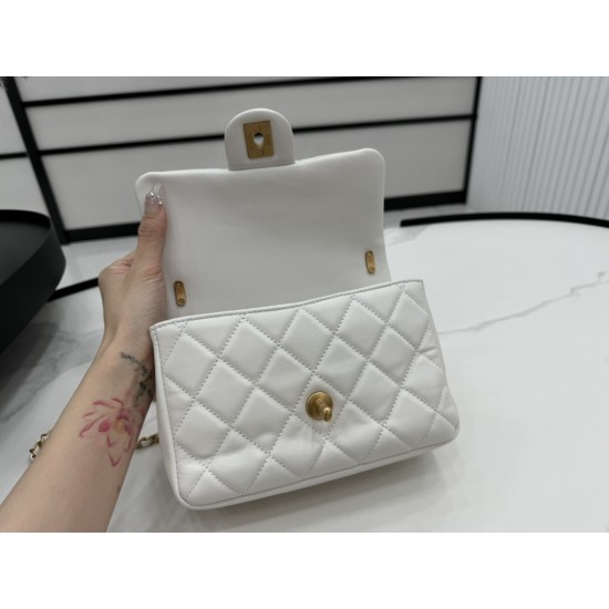 65123204 ；68123207 size 12.5x17x5cm size 14.5x19.5x7.5cm