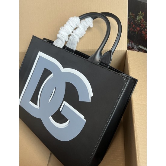 DG bag size:37×28×11.5cm