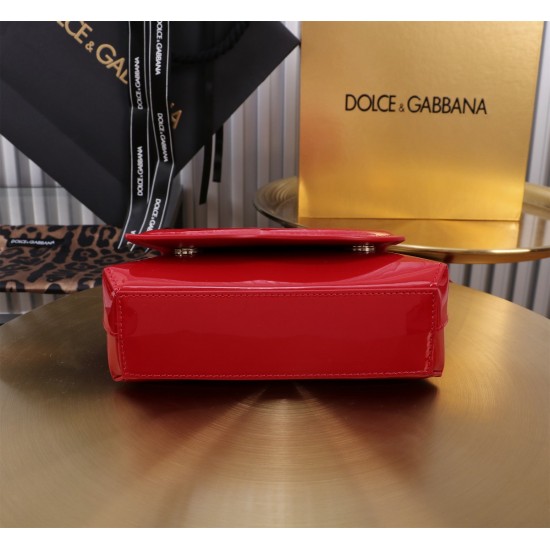 DG BAG SIZE:13.5*17.5*6.5cm