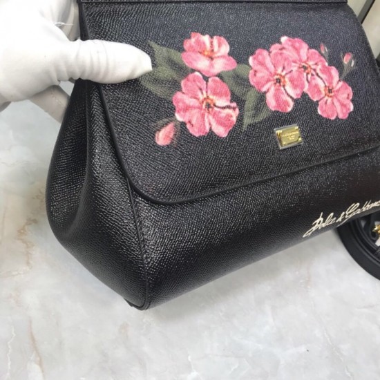 Dolce Gabbana bag SIZE:25*20*12CM