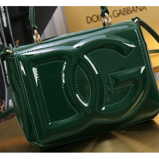 DG BAG SIZE:13.5*17.5*6.5cm