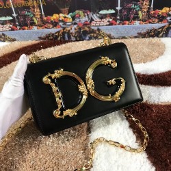 Dolce Gabbana bag size:21*4*15cm