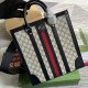 GUCCI 724685