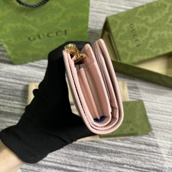 GUCCI  772640.