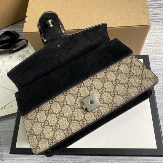 GUCCI  499623