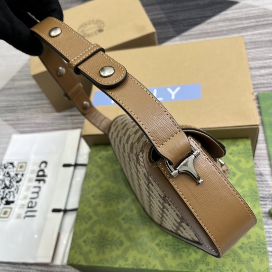 GUCCI 764155