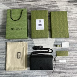 GUCCI 497985.