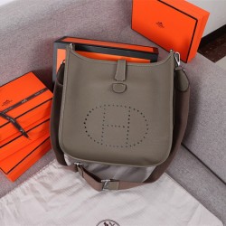 HERMES D886330