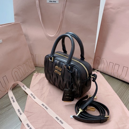 MiuMiu D8861080