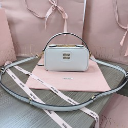 MiuMiu D886860