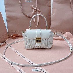 MiuMiu D883920