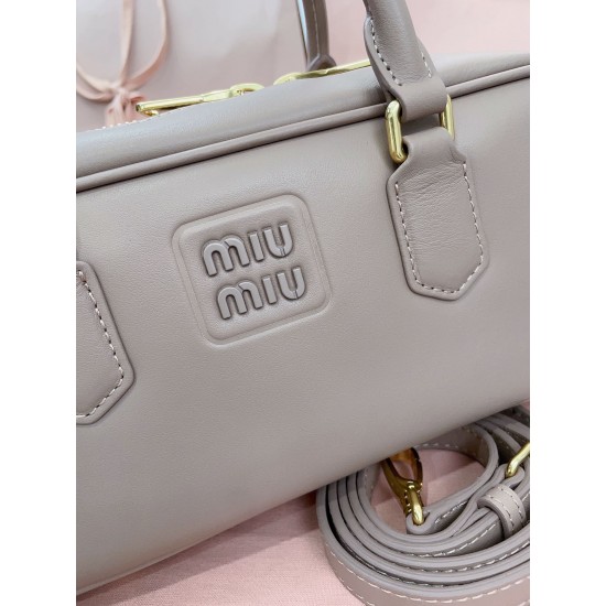 MiuMiu D886980