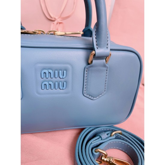 MiuMiu D886930