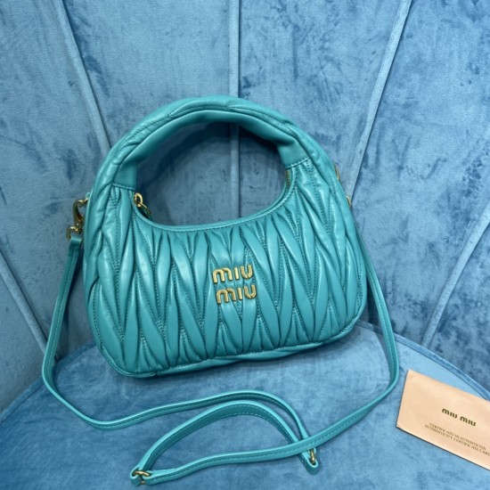 MiuMiu  D886950