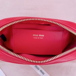 MiuMiu  D886850