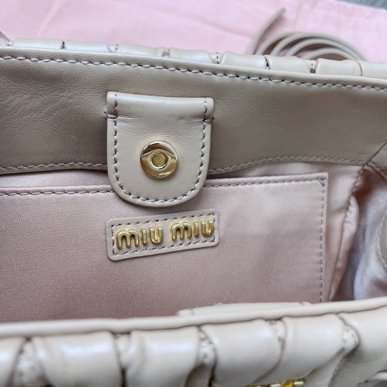 MiuMiu D886980